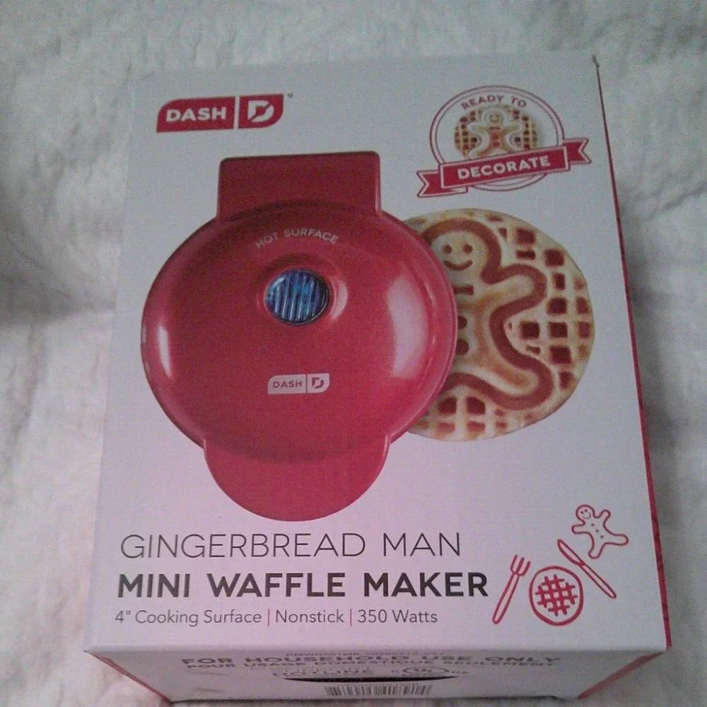 Dash Holiday Christmas Gingerbread man Mini Waffle maker new in box